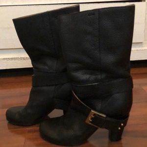 Chloe Prince black/gold buckle boots